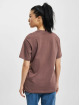 Nike Camiseta Nsw púrpura