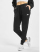 Nike Jogginghose Essential Regular Fleece schwarz