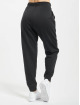 Nike Jogginghose Essential Tight Fleece schwarz