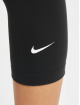 Nike Legging One Capri schwarz