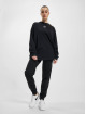 Nike Longsleeve W NSW black