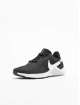 Nike Sneaker W Legend Essential 2 schwarz
