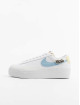 Nike Sneaker Blazer Low Platform Se Nn weiß