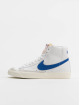 Nike Snejkry Blazer Mid '77 bílý