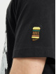 Nike T-paidat NSW Graphic musta
