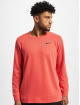 Nike T-Shirt manches longues Dri-Fit rouge