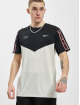 Nike T-Shirt NSW Repeat schwarz
