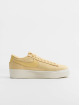 Nike Tennarit Blazer Low Platform Cnvs keltainen