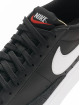 Nike Tennarit Blazer Low Platform musta