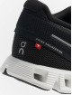 ON Running Sneaker Cloud 5 schwarz