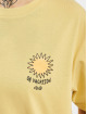 On Vacation Camiseta Another Day In Paradise amarillo
