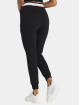 Sik Silk Spodnie do joggingu Varsity Logo Joggers czarny