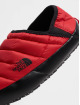 The North Face Muut Thermoball Traction V punainen