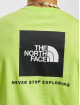 The North Face T-Shirt Red Box vert