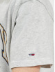 Tommy Jeans Camiseta Half N Half College gris