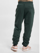 Urban Classics Spodnie do joggingu Ultra Heavy zielony