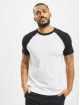 Urban Classics T-Shirt Raglan Contrast blanc