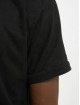 Urban Classics T-skjorter Long Shaped Turnup svart