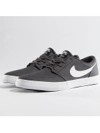 nike sb gris